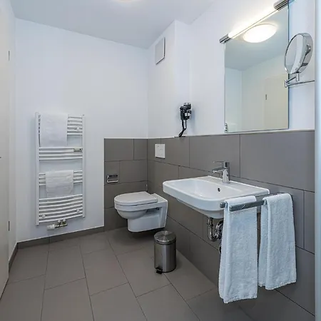 Deichhaeuser Anna Kueste Deichhaeuser Anna Kueste 8-11